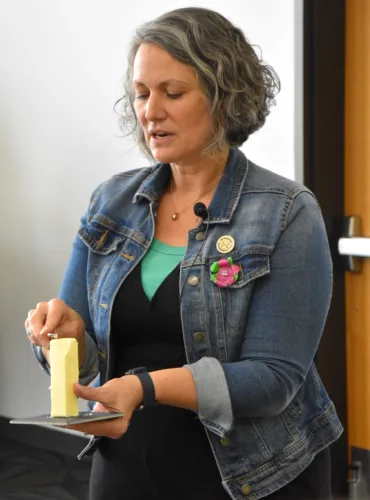 Artwork is ‘butter’ when done together at Marshalltown Public Library